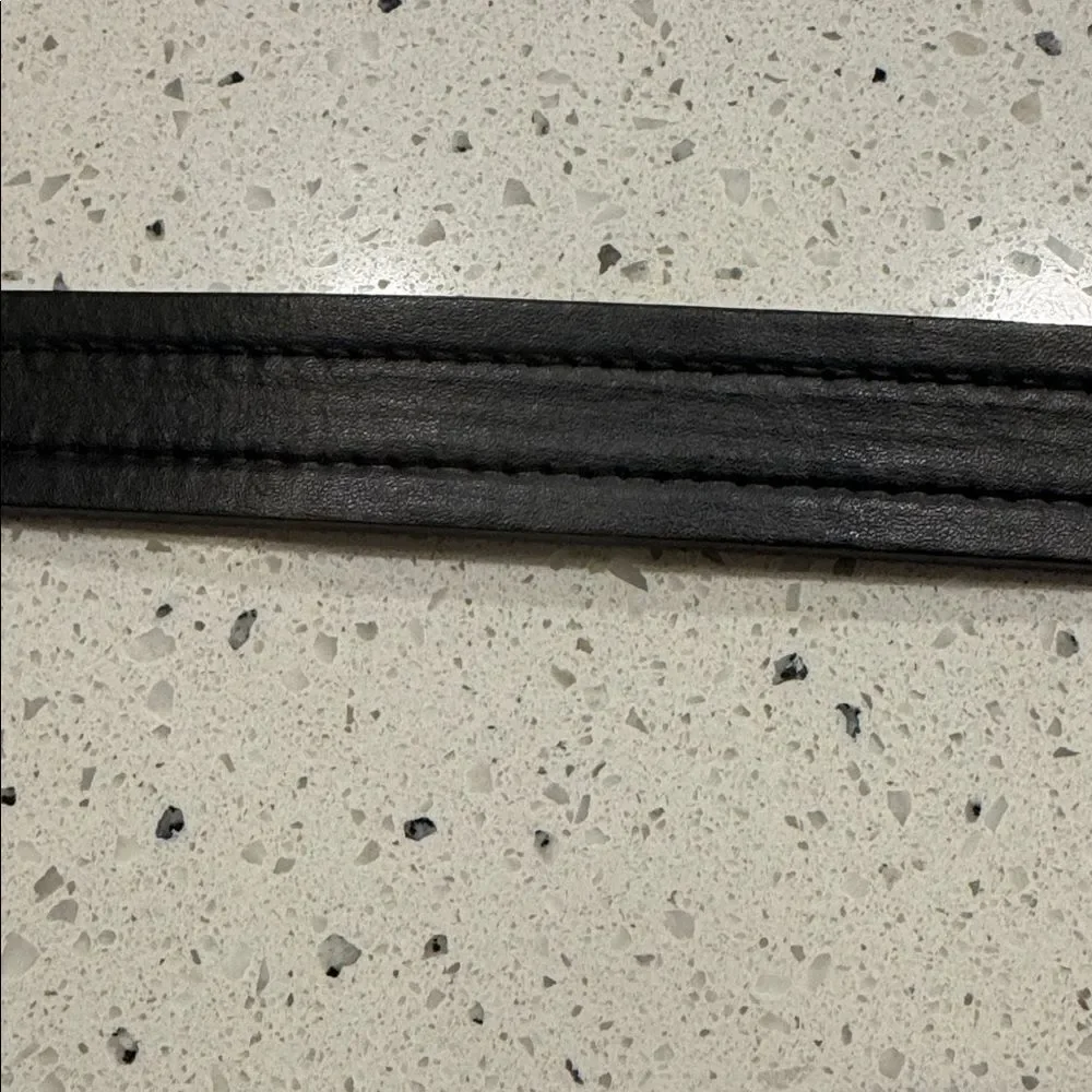Men's Black Leather Belt Casual Sleek Silver-tone Buckle Size 34-36 NWOT